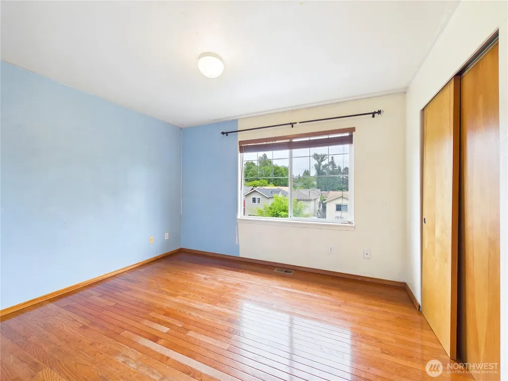 1108 S 207th Street Seatac WA 98198