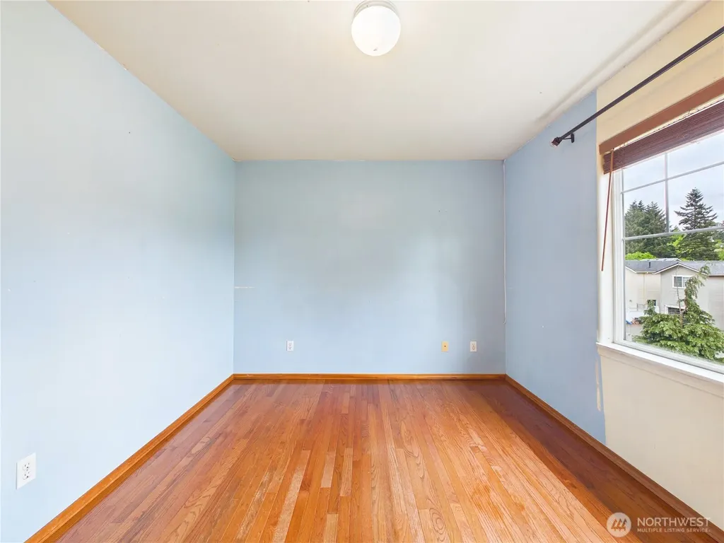 1108 S 207th Street Seatac WA 98198