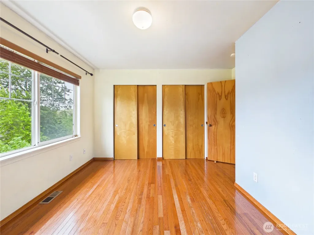 1108 S 207th Street Seatac WA 98198