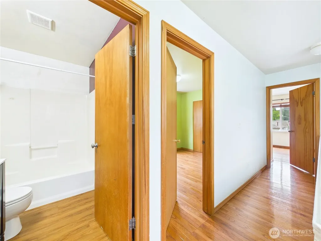 1108 S 207th Street Seatac WA 98198