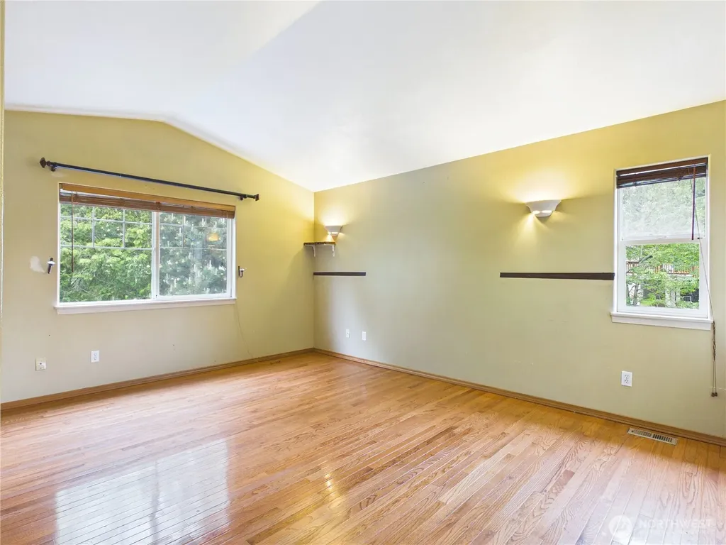 1108 S 207th Street Seatac WA 98198