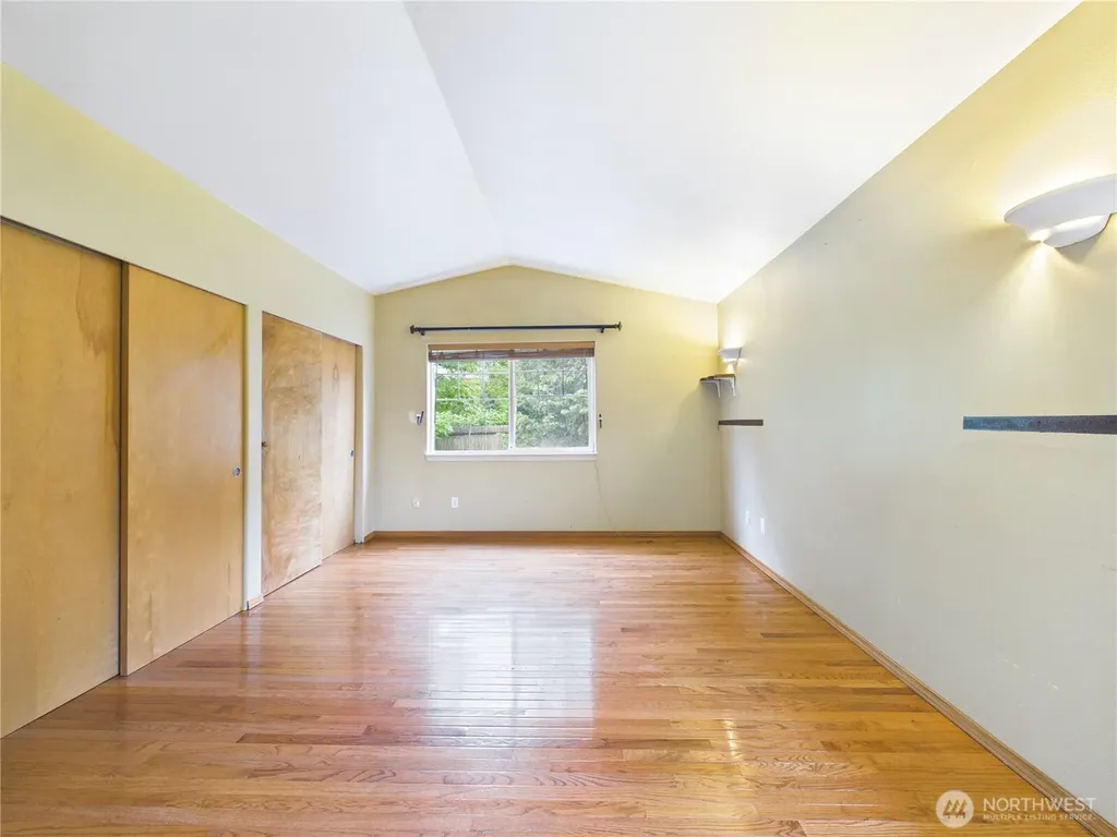 1108 S 207th Street Seatac WA 98198