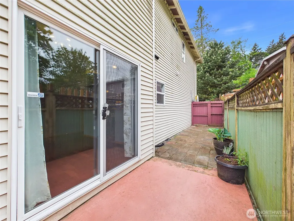 1108 S 207th Street Seatac WA 98198