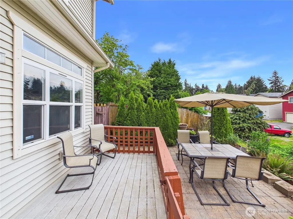 1108 S 207th Street Seatac WA 98198