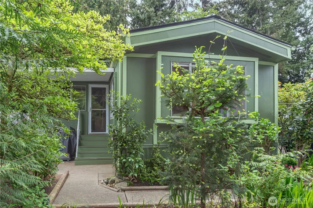 3060 NE Mcwilliams Road Bremerton WA 98311