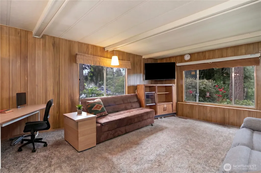 3060 NE Mcwilliams Road Bremerton WA 98311