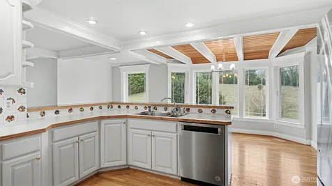 18530 SE 145th Street Renton WA 98059