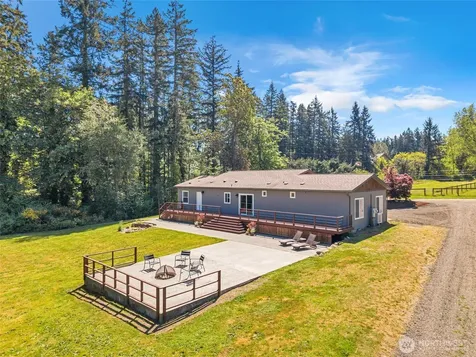 9889 Sportsman Club Road NE Bainbridge Island WA 98110