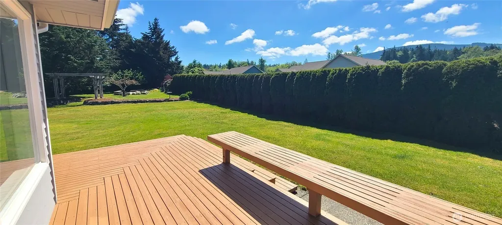 303 Falcon Road Sequim WA 98382