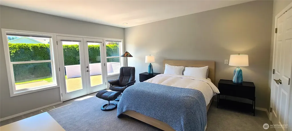 303 Falcon Road Sequim WA 98382