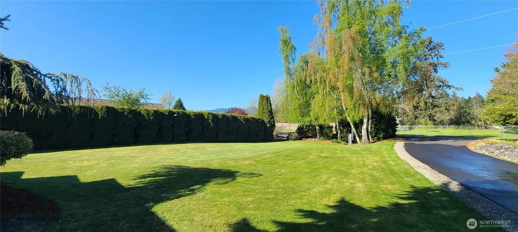 303 Falcon Road Sequim WA 98382