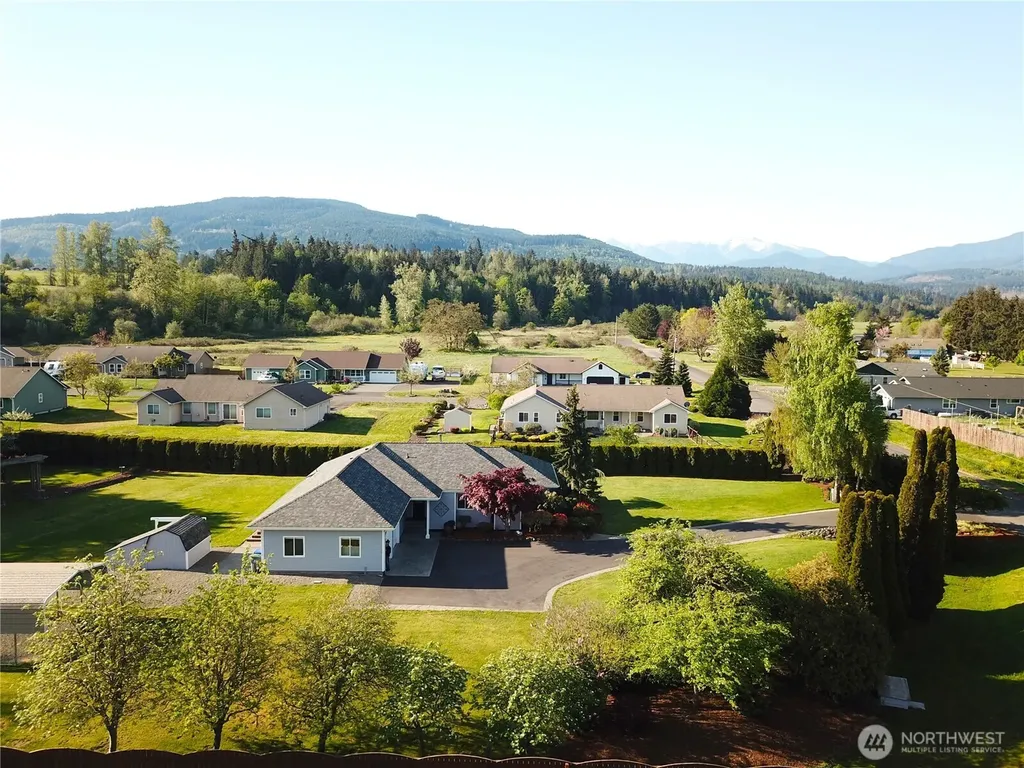 303 Falcon Road Sequim WA 98382