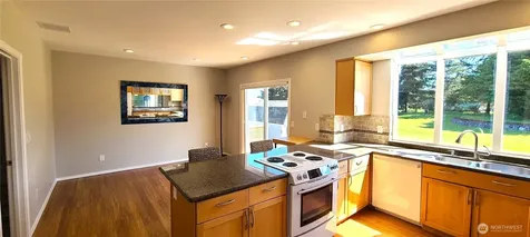 303 Falcon Road Sequim WA 98382