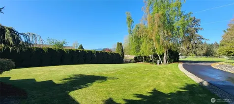 303 Falcon Road Sequim WA 98382