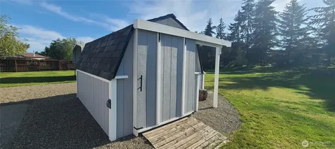 303 Falcon Road Sequim WA 98382
