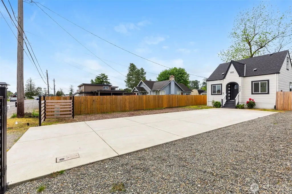 9402 Portland Avenue E Tacoma WA 98445