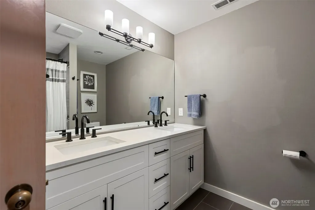 6227 95th Place SW Mukilteo WA 98275