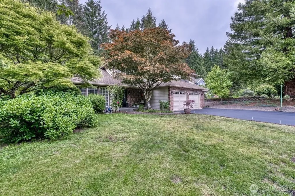 4717 SE Constitution Court Port Orchard WA 98367