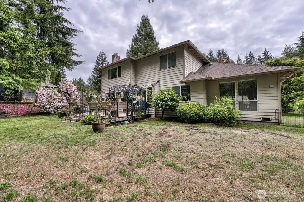 4717 SE Constitution Court Port Orchard WA 98367