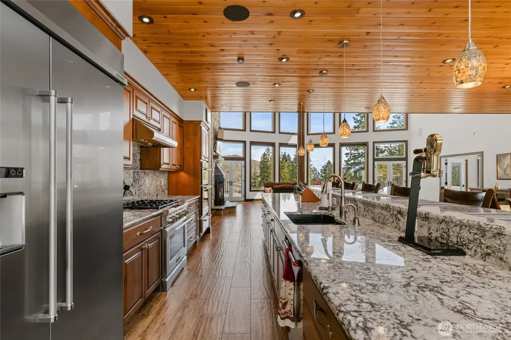 539 Antoine Creek Road Chelan WA 98816