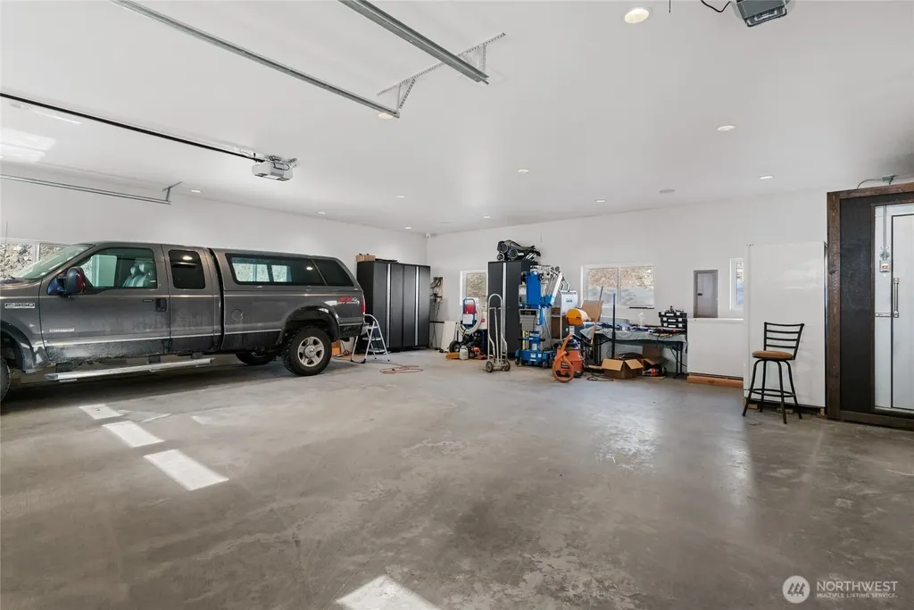 539 Antoine Creek Road Chelan WA 98816