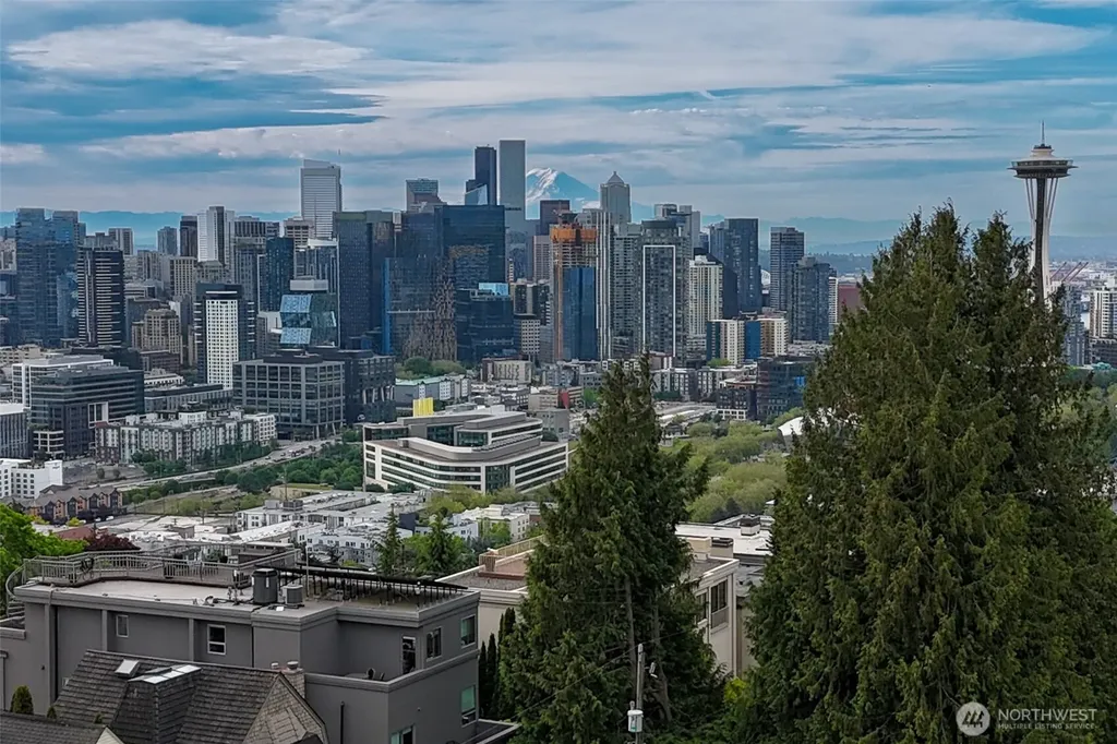 1403 2nd Avenue N Seattle WA 98109
