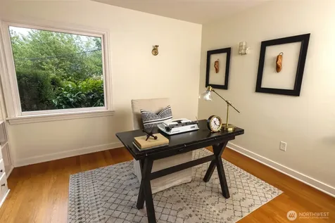 1403 2nd Avenue N Seattle WA 98109