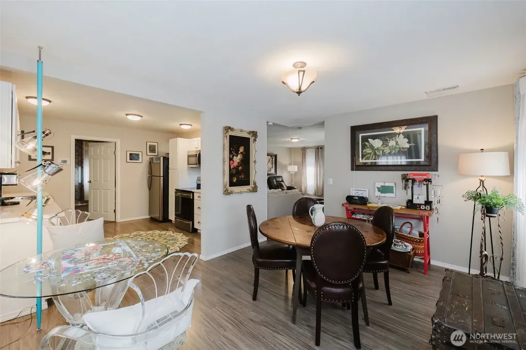 880 Hogan Lane Bremerton WA 98311