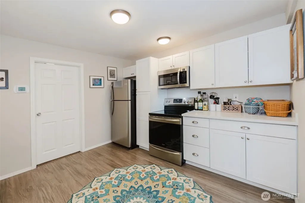 880 Hogan Lane Bremerton WA 98311