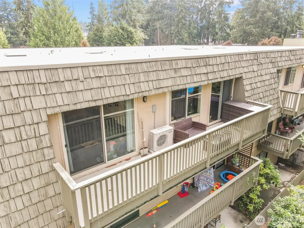 1420 153rd Ave NE Bellevue WA 98007