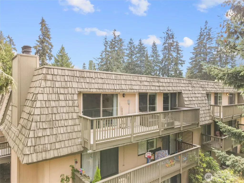 1420 153rd Ave NE Bellevue WA 98007