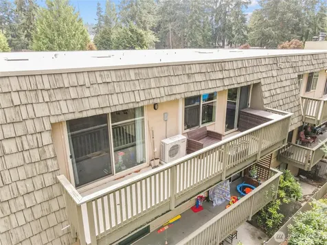 1420 153rd Ave NE Bellevue WA 98007