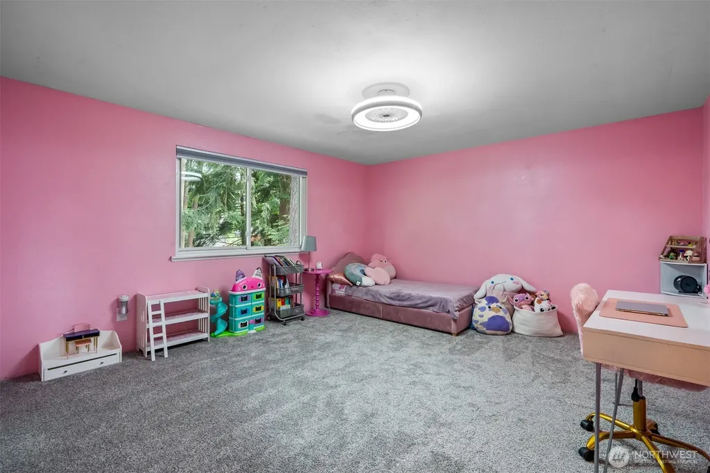 2509 Manorwood Drive Puyallup WA 98374