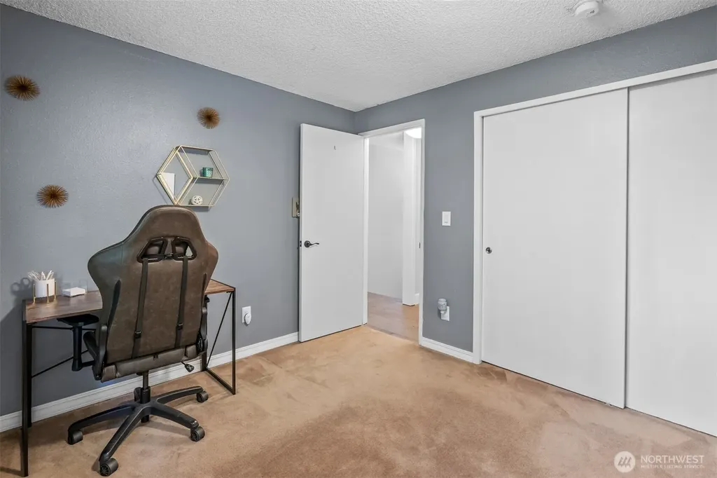 2509 Manorwood Drive Puyallup WA 98374