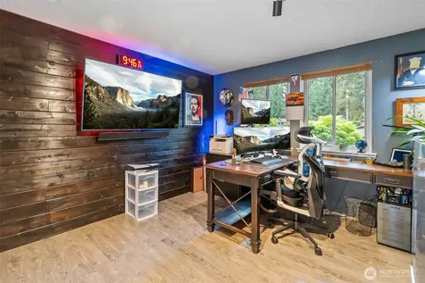 2509 Manorwood Drive Puyallup WA 98374