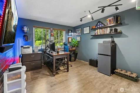2509 Manorwood Drive Puyallup WA 98374