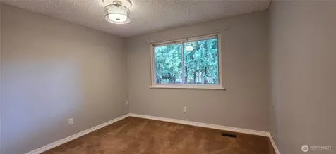 2509 Manorwood Drive Puyallup WA 98374