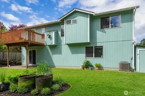 3011 12th Street Pl SW Puyallup WA 98373