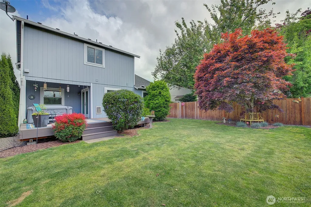 16204 93rd Street E Sumner WA 98390