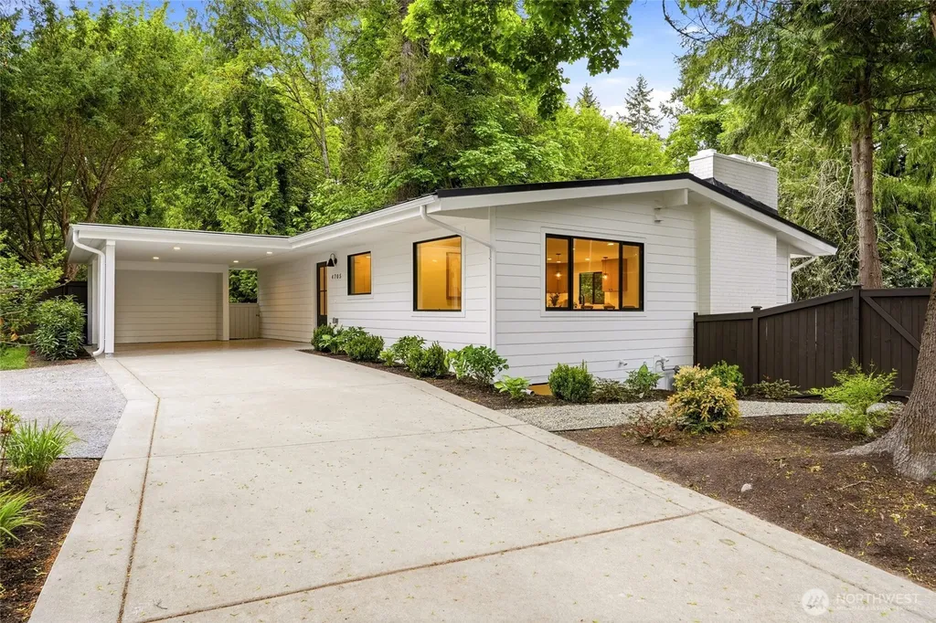4705 119th Avenue SE Bellevue WA 98006