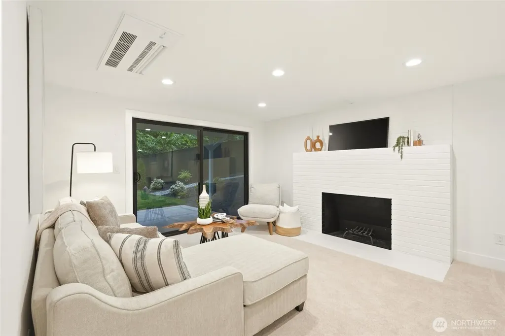 4705 119th Avenue SE Bellevue WA 98006