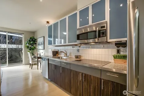3104 Western Avenue Seattle WA 98121