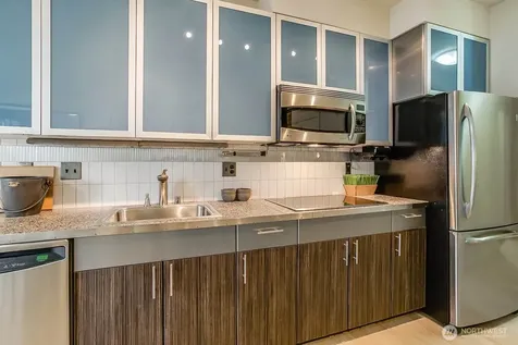 3104 Western Avenue Seattle WA 98121