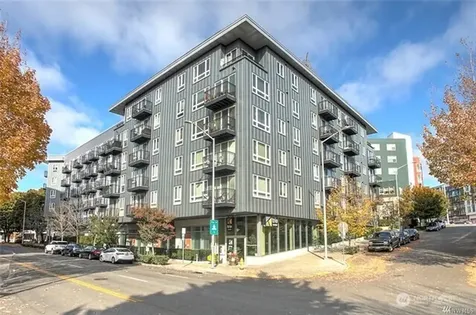 3104 Western Avenue Seattle WA 98121