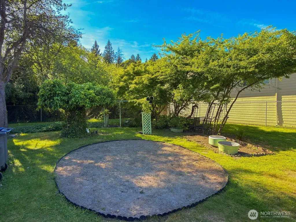 638 S 160th Street Burien WA 98148