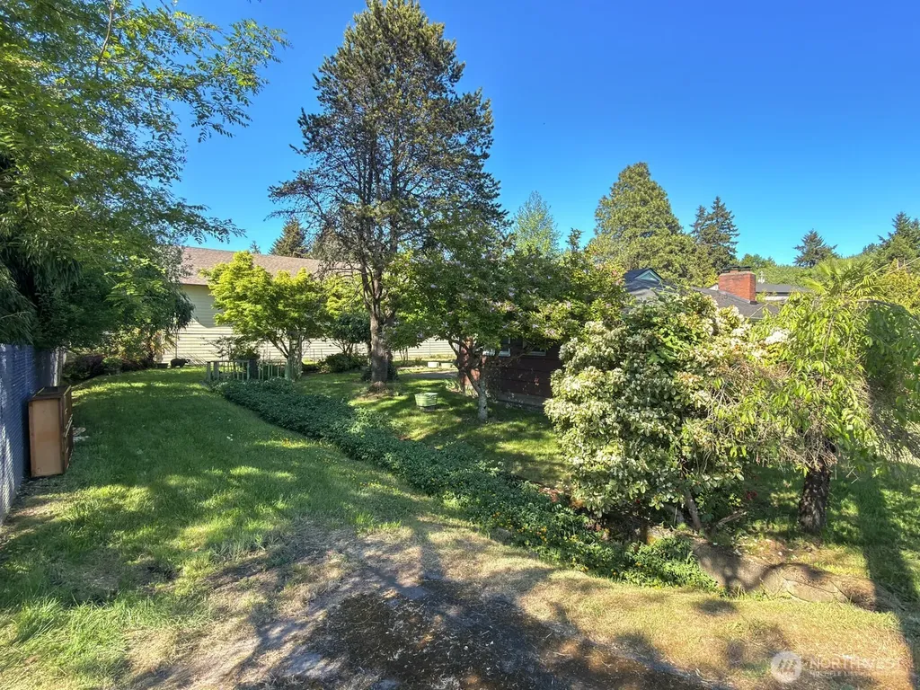 638 S 160th Street Burien WA 98148