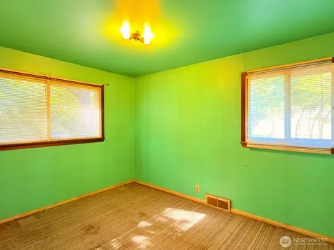638 S 160th Street Burien WA 98148