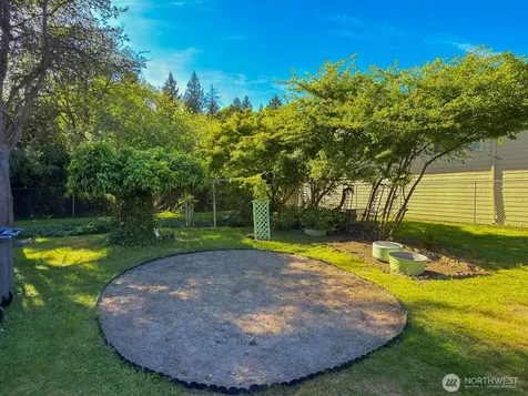 638 S 160th Street Burien WA 98148