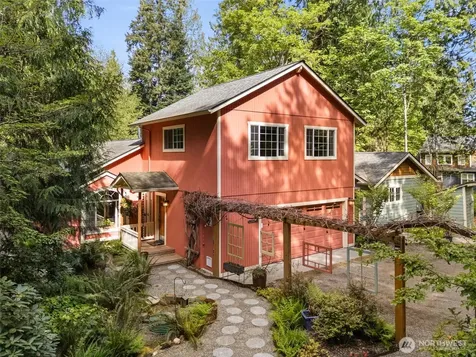 11837 Venice Loop NE Bainbridge Island WA 98110