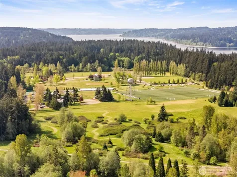 11837 Venice Loop NE Bainbridge Island WA 98110